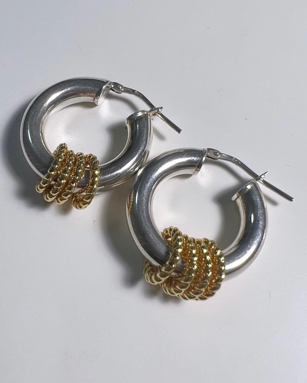 עגילי ״בלום״ | "BLOOM" earrings