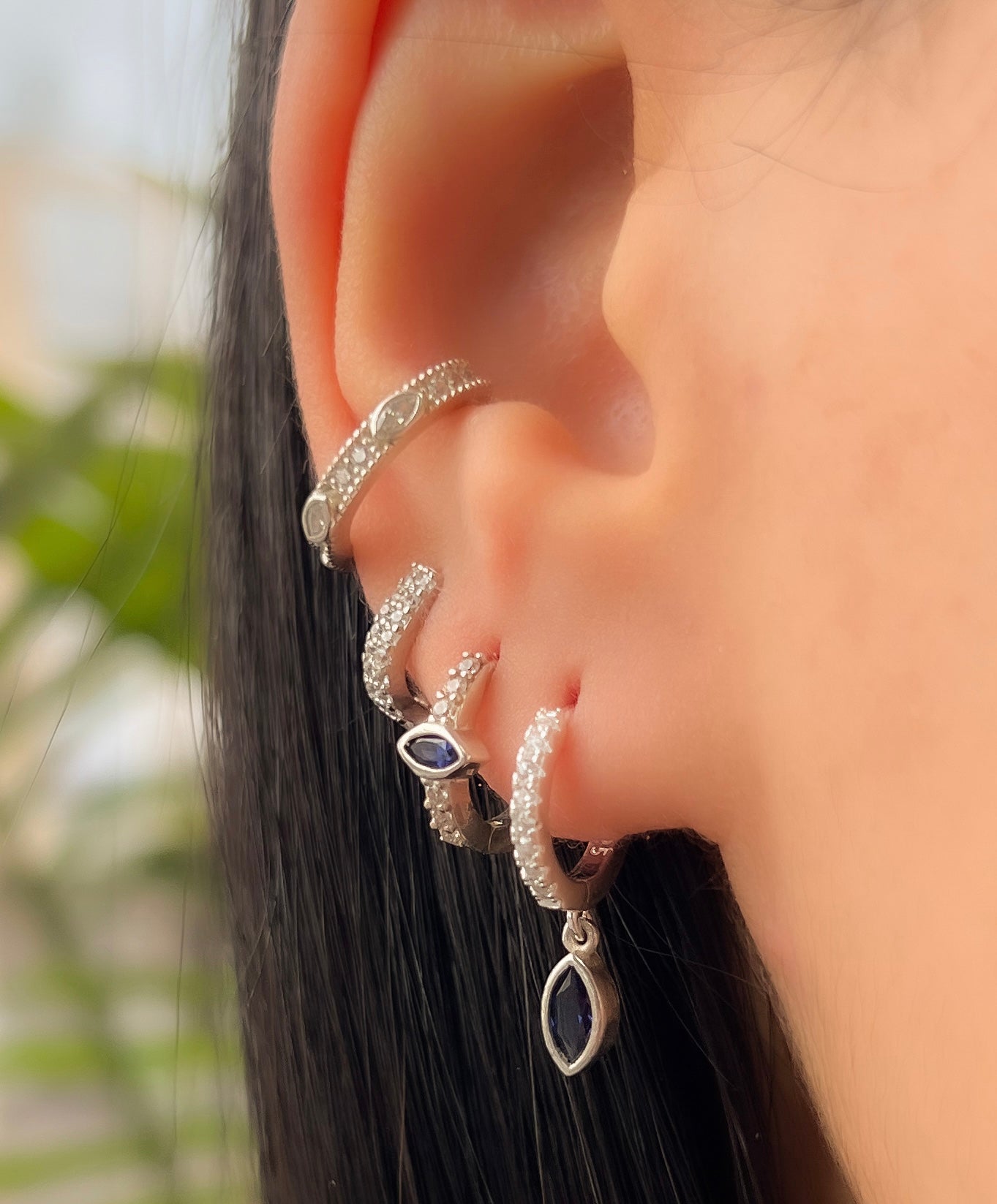 " MINI TULIP" earrings | עגילי ״ מיני טוליפ״