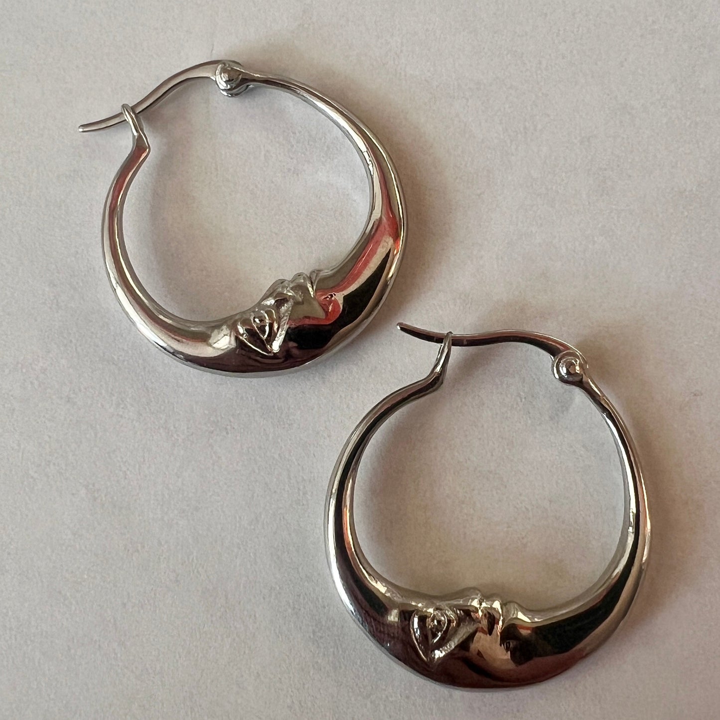 עגילי ״מון״ | "MOON" earrings