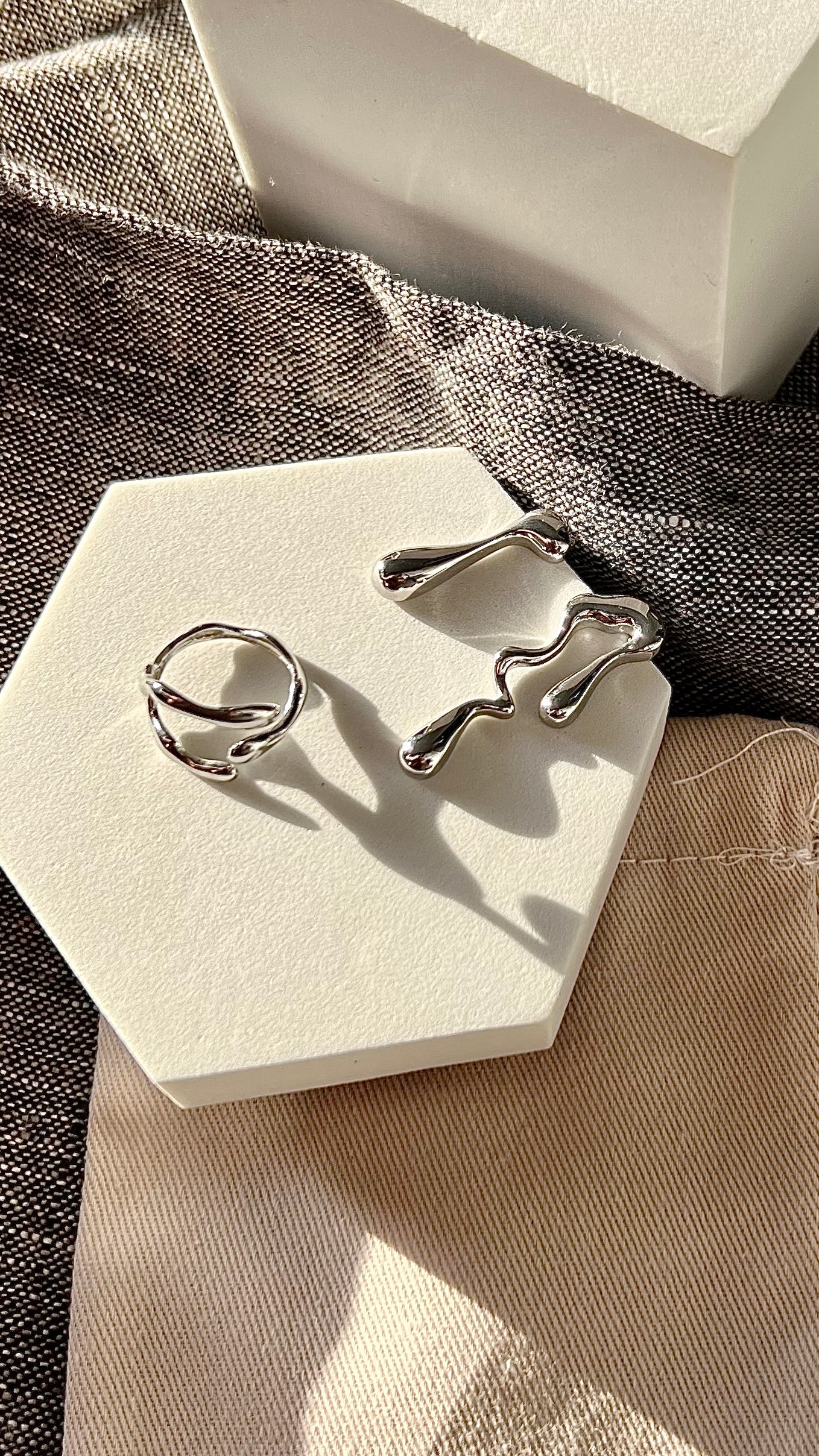 "EVA" earrings | עגילי ״אוה״ זהב