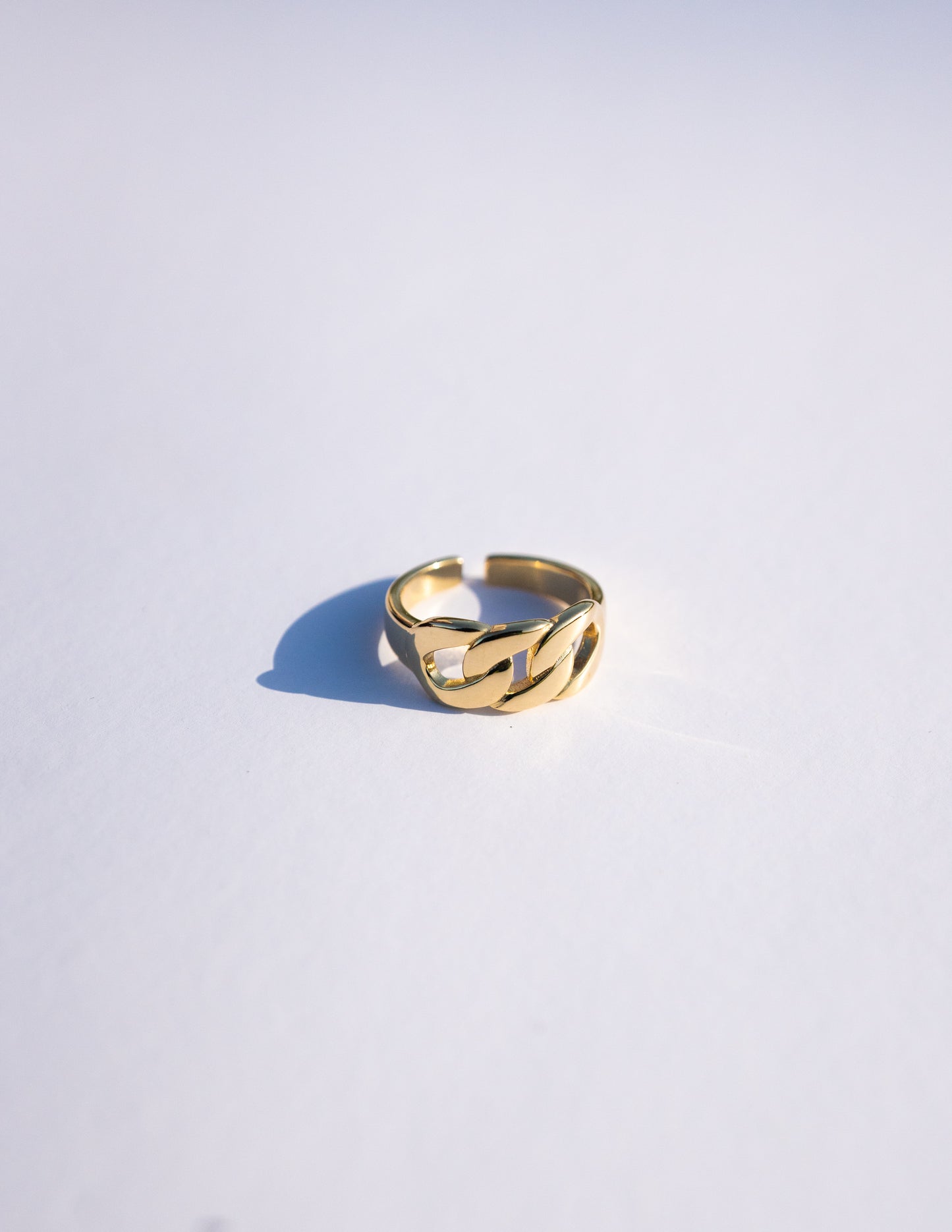 "DONNA" ring | טבעת דונה
