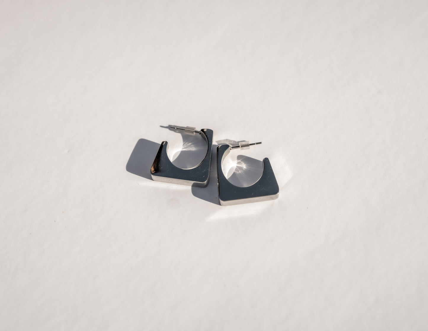 "LOR" earrings | עגילי ״לור״