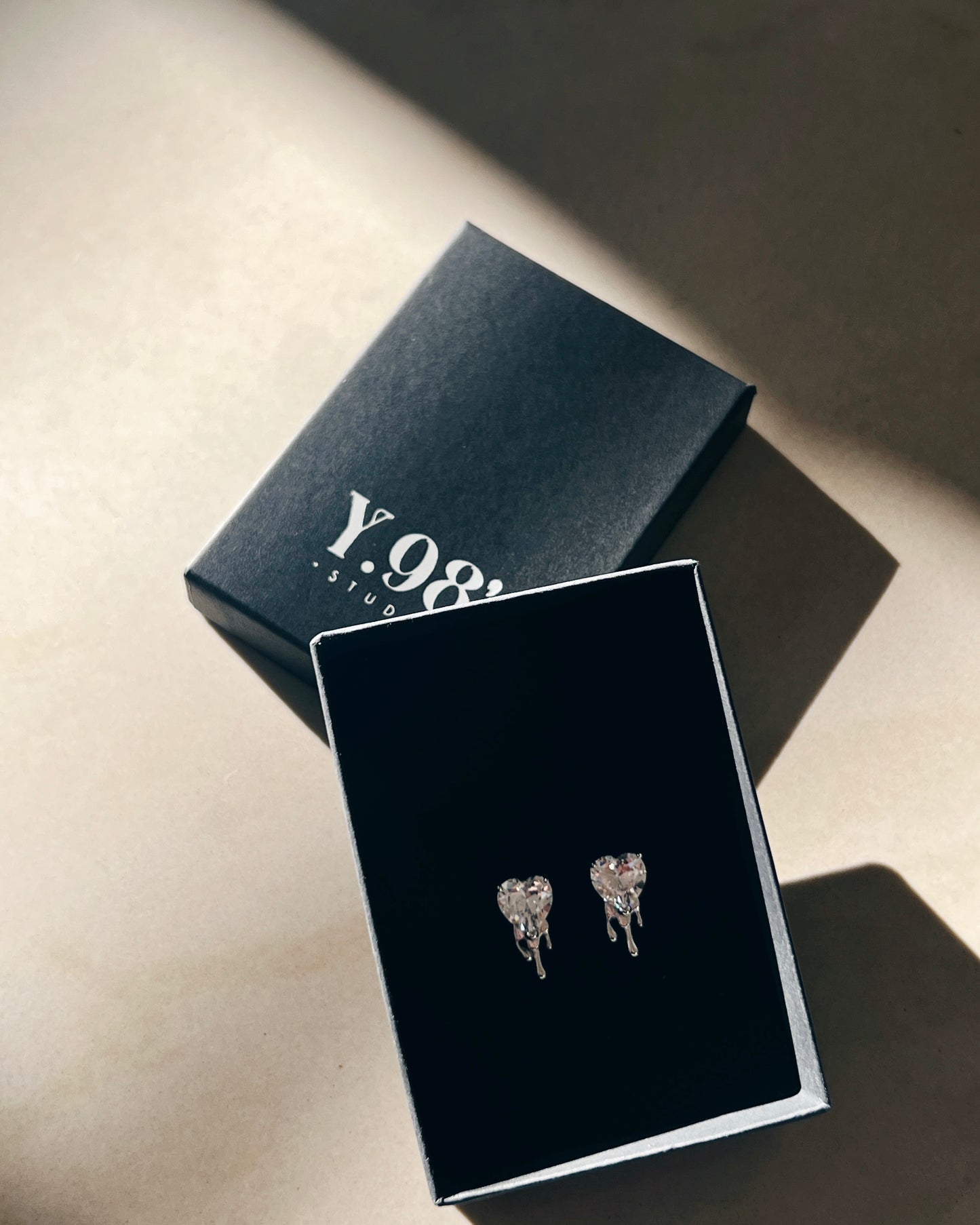 עגילי ״שר״ | "CHER" earrings