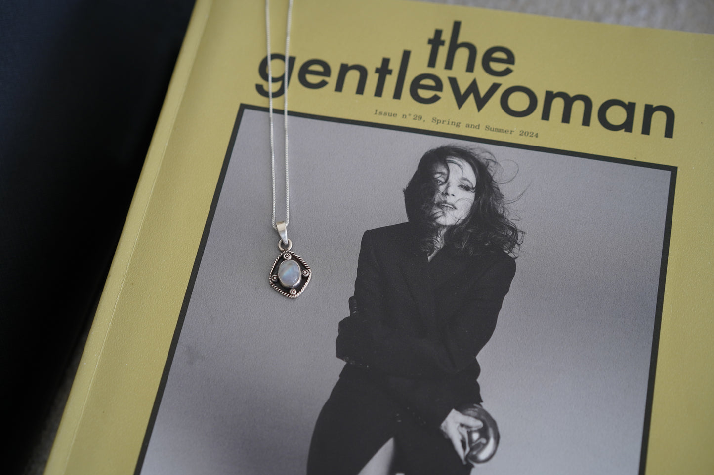 "Hen" Necklace | שרשרת ״חן״