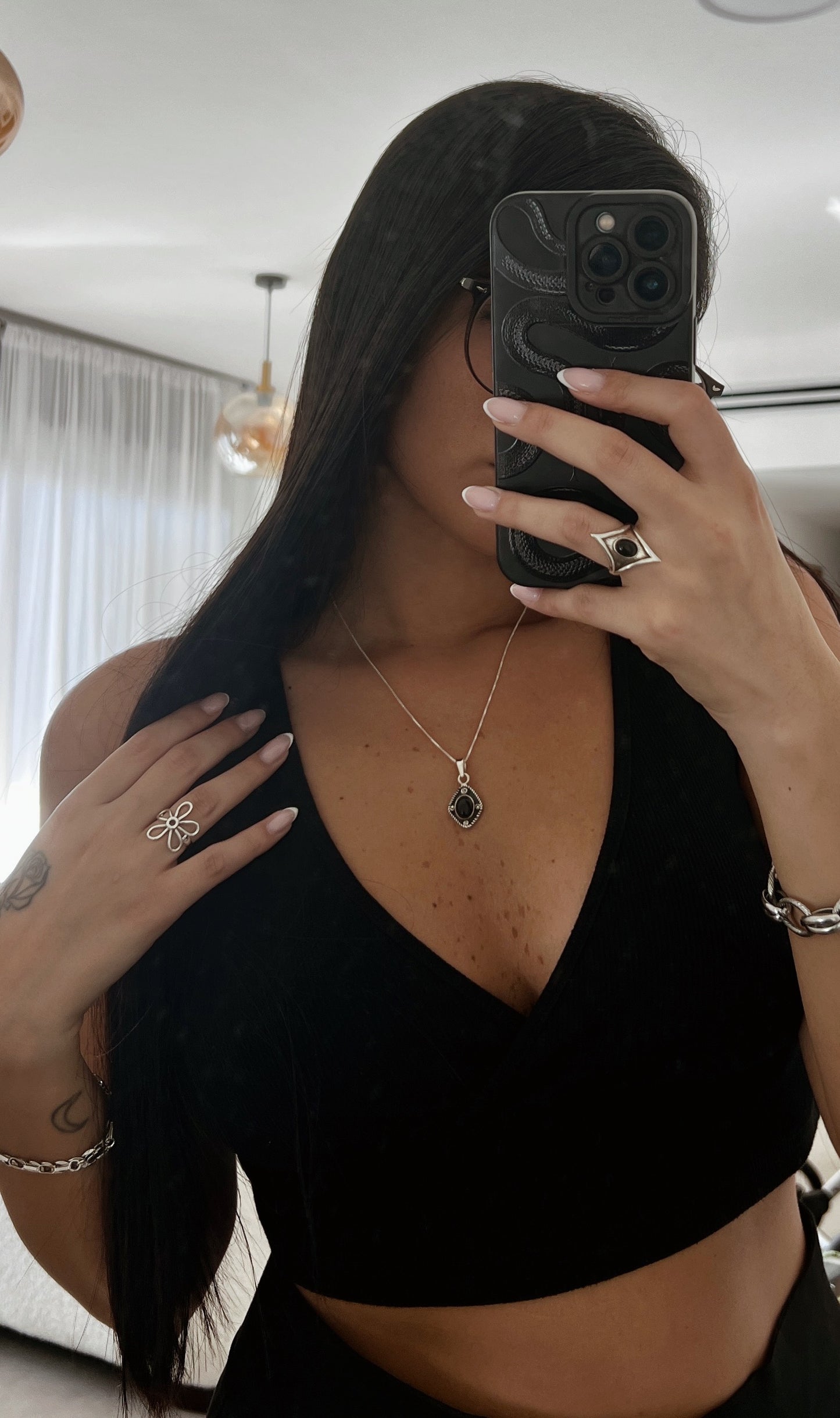 "Hen" Necklace | שרשרת ״חן״