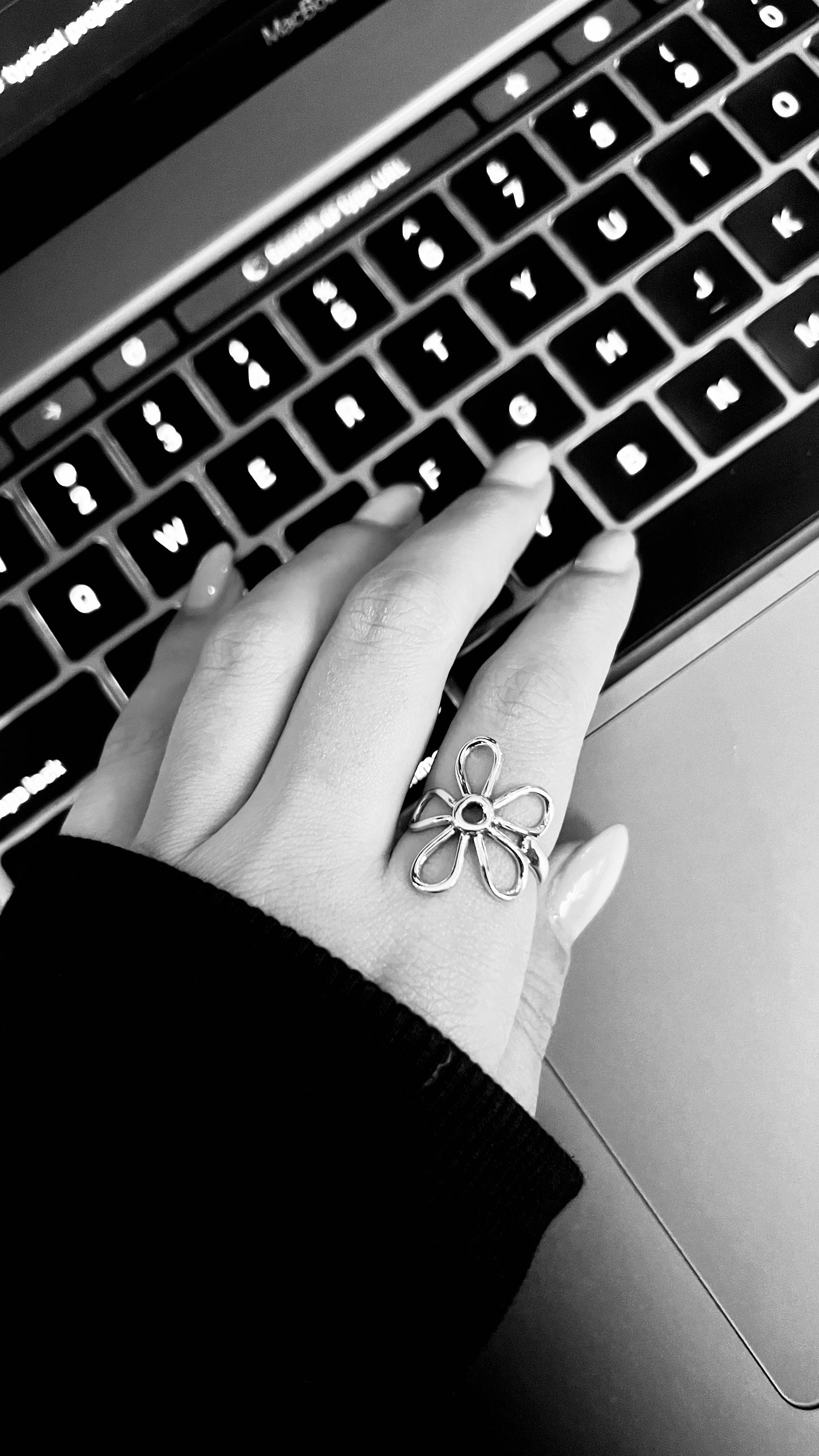 "FLOWER" ring | טבעת פרח