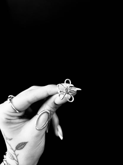 "FLOWER" ring | טבעת פרח