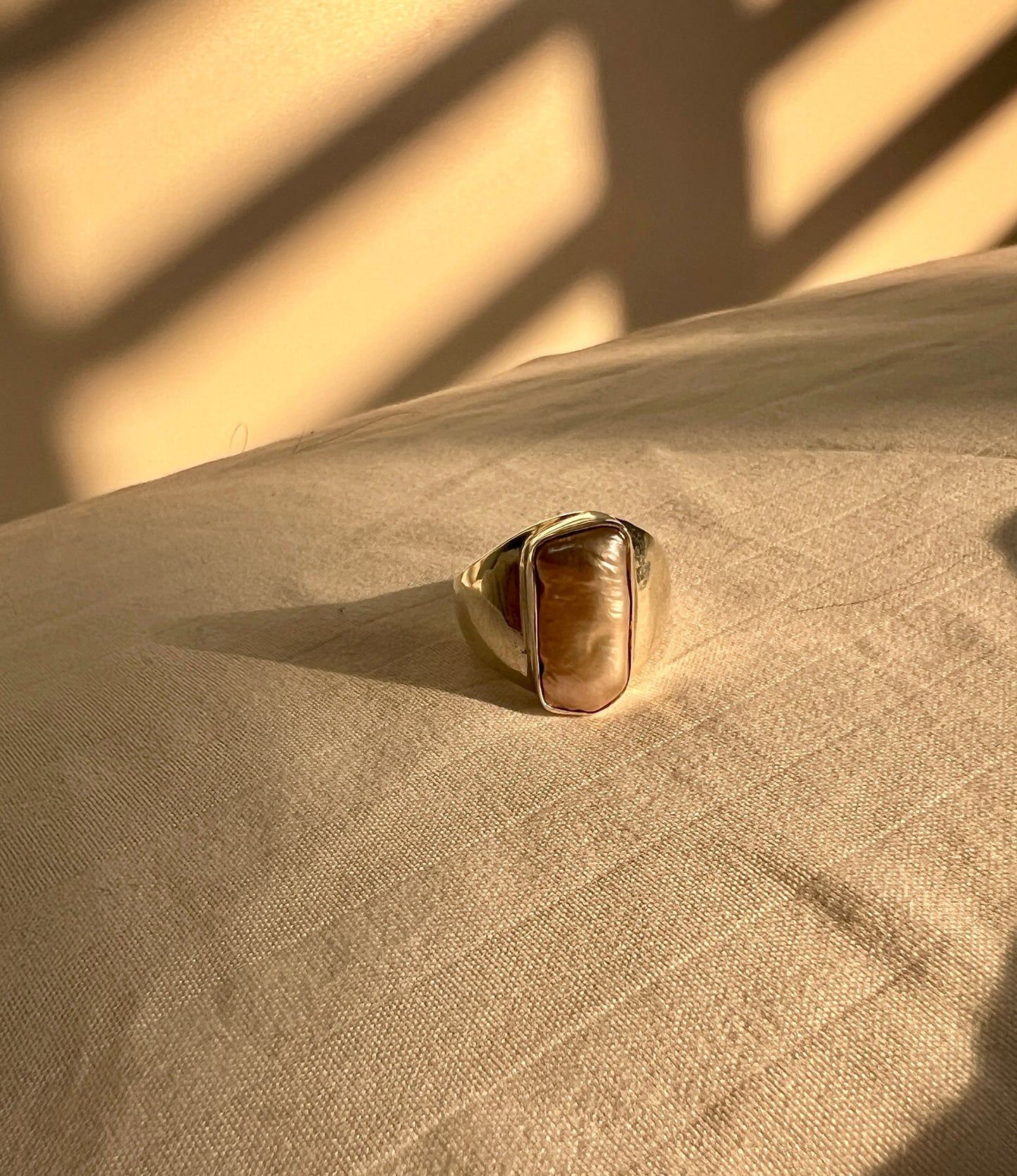 "PEARL" ring | ״טבעת ״פנינה