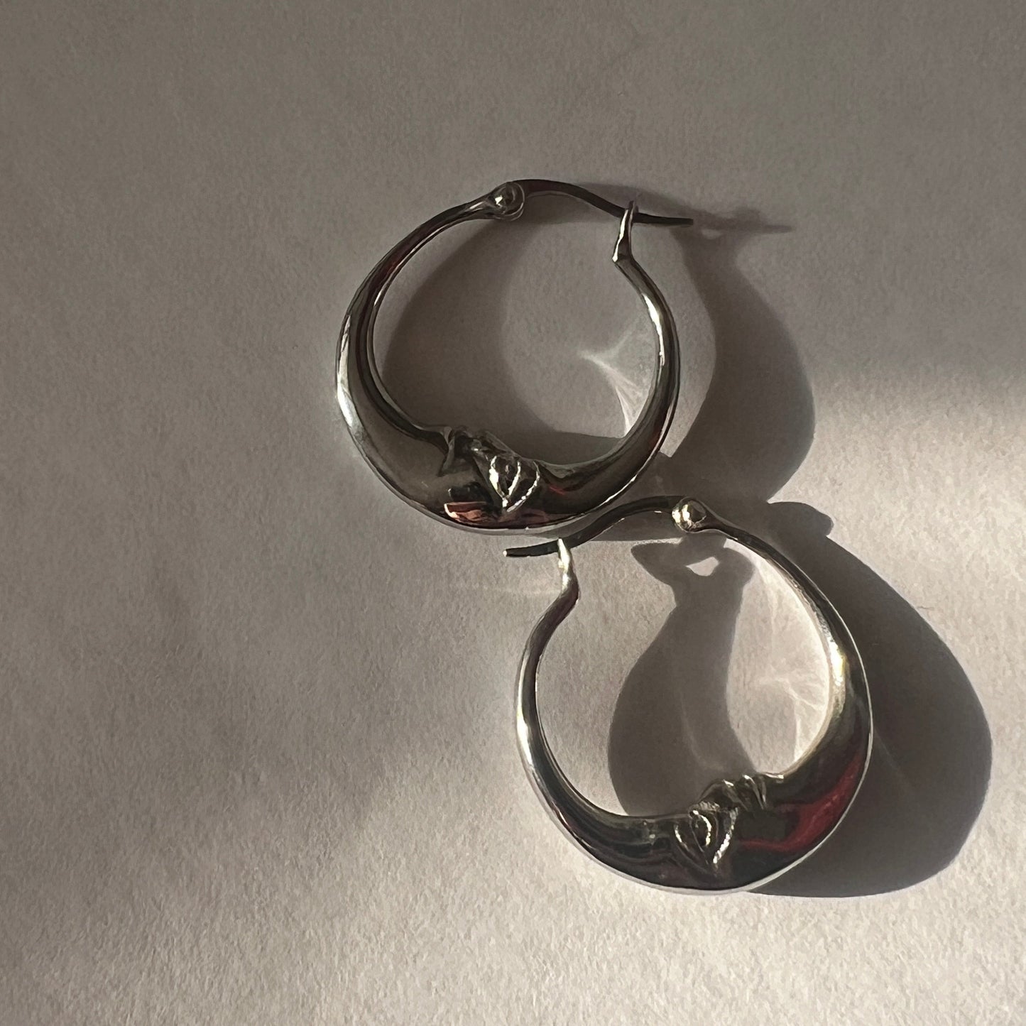 עגילי ״מון״ | "MOON" earrings